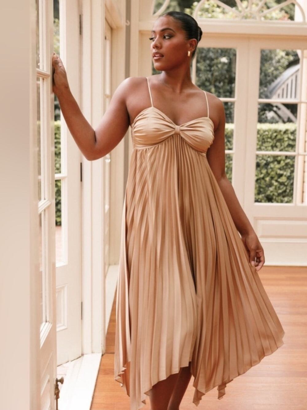 NWT Petal & Pup Vikki Pleated Gold Dress Size 8